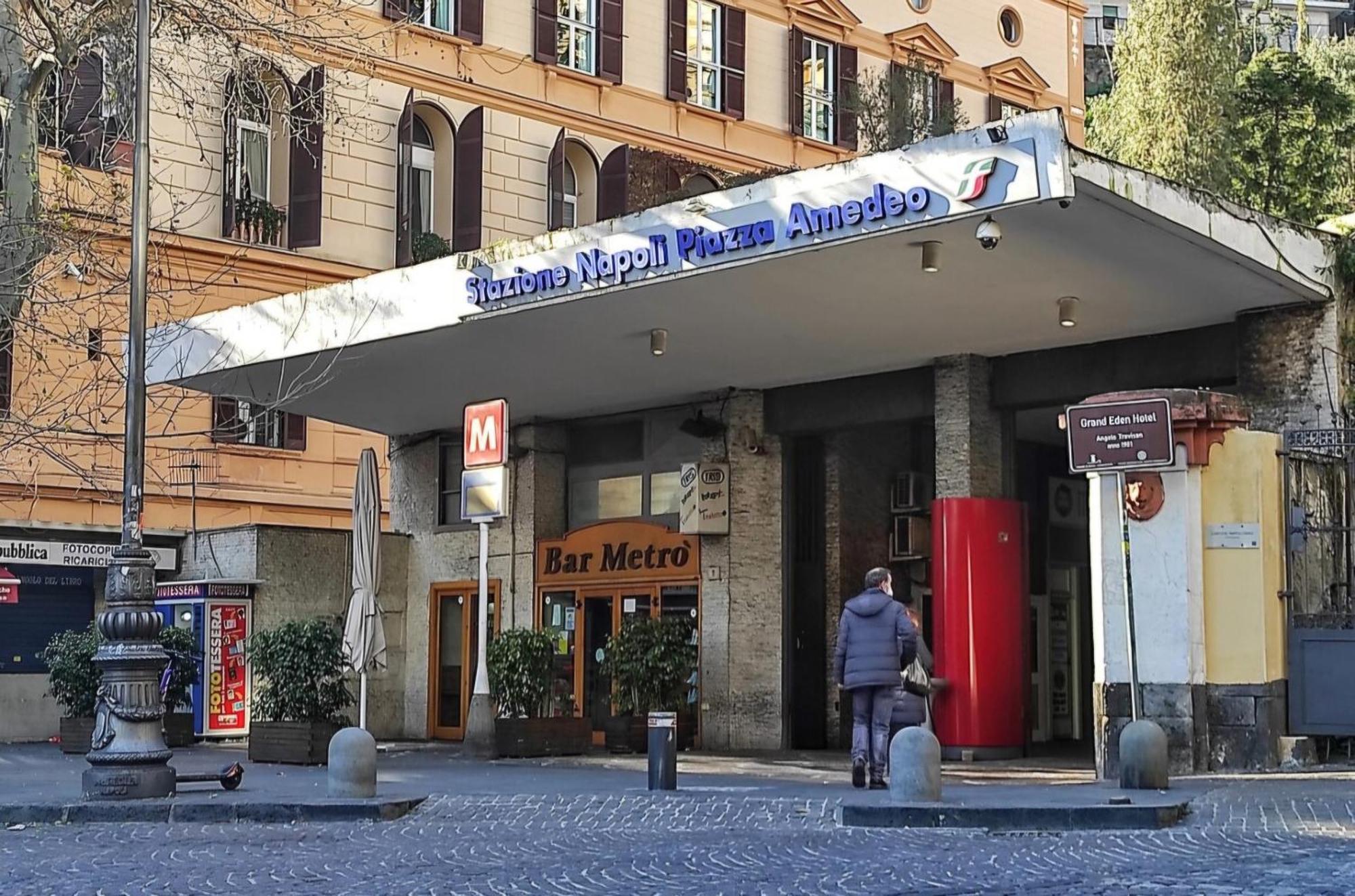 דירות Napoli Sottosopra Chiaia מראה חיצוני תמונה